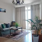 Jenny\'S Apartment